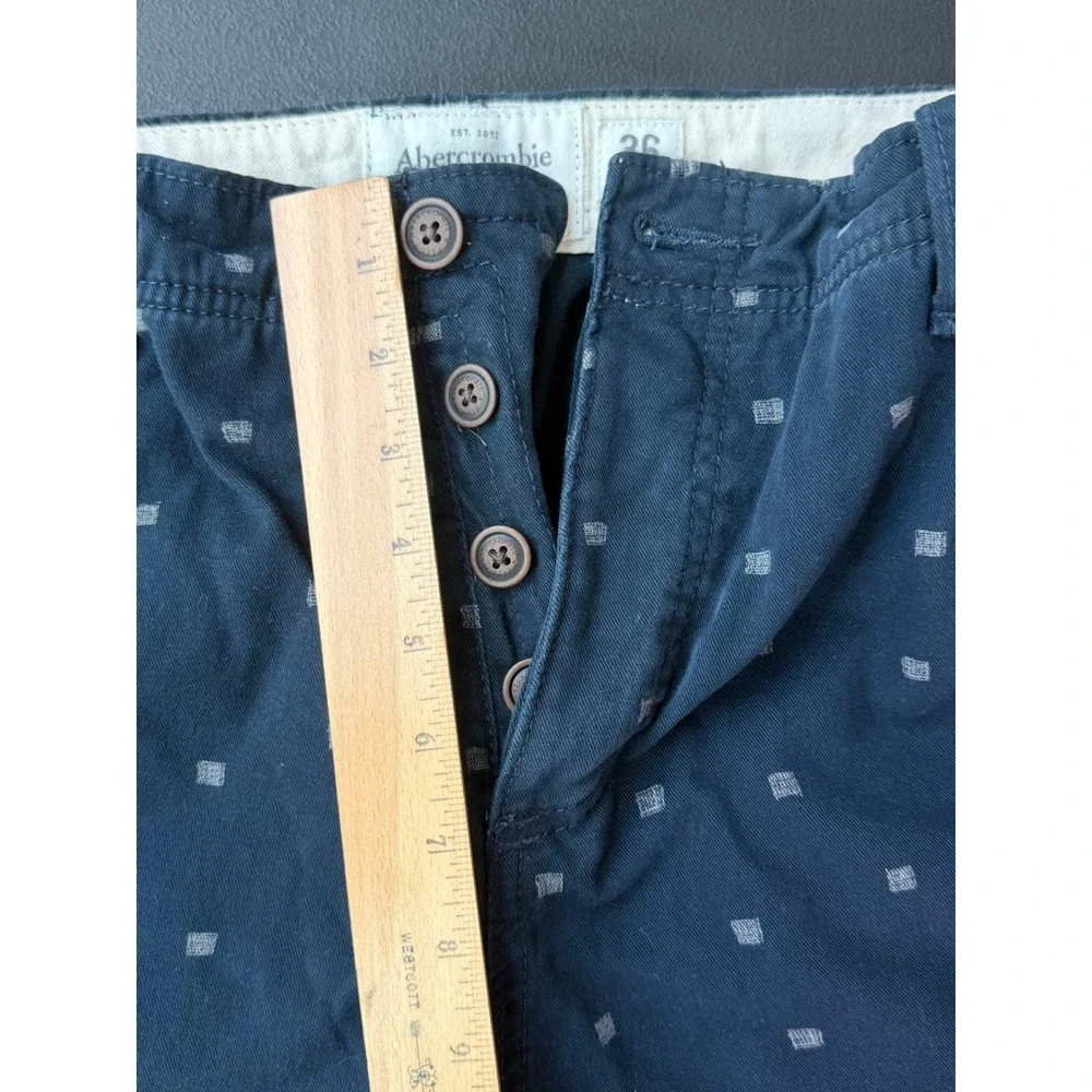 Abercrombie & Fitch Mens Navy Blue Geometric Square Print Chino Shorts‎ Size 36